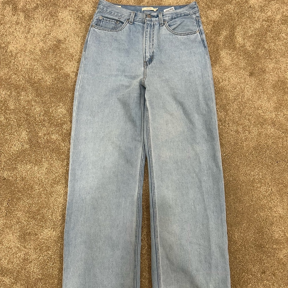 Levi’s high loose jeans premium denim size 28